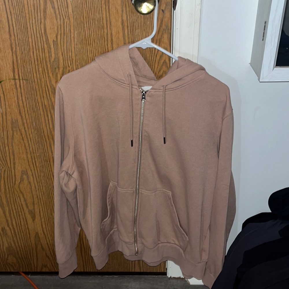 This zip up is in great condition has only been worn once!